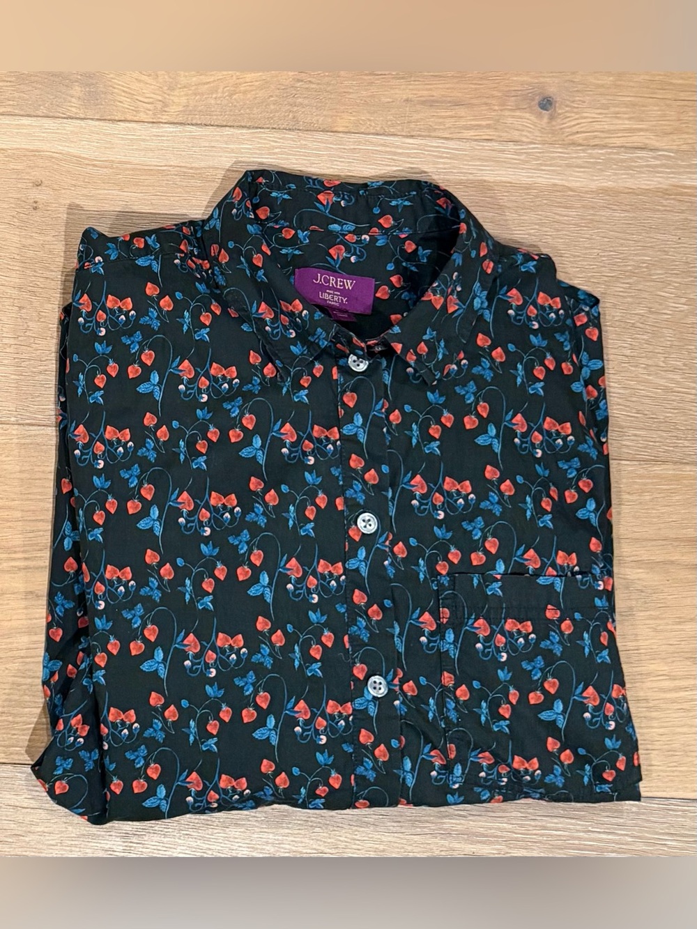 J.CREW Liberty Fabric Strawberry Print Lightweight Button-Up Cotton Shirt Sz 6 - Picture 8 of 8